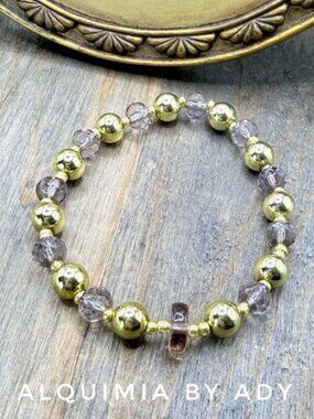 Alquimia Gold and Lavender Faceted Bead Stretch Bracelet